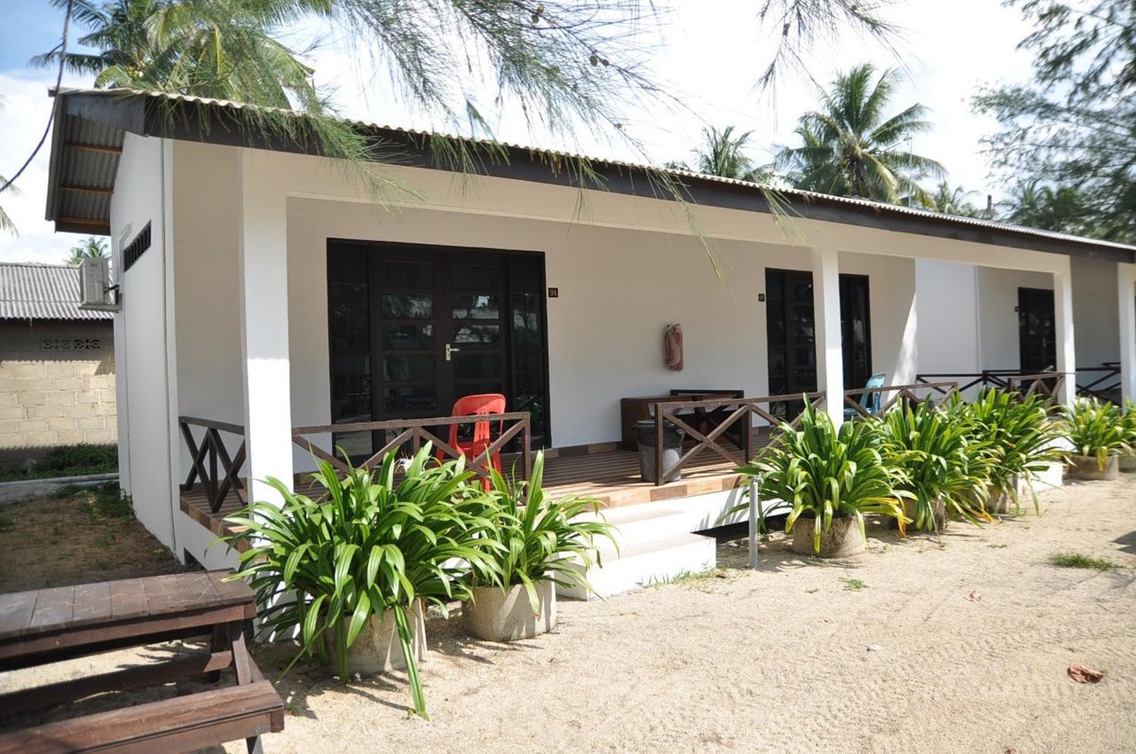 Hôtel Bayu Melawi Chalet à Bachok Extérieur photo