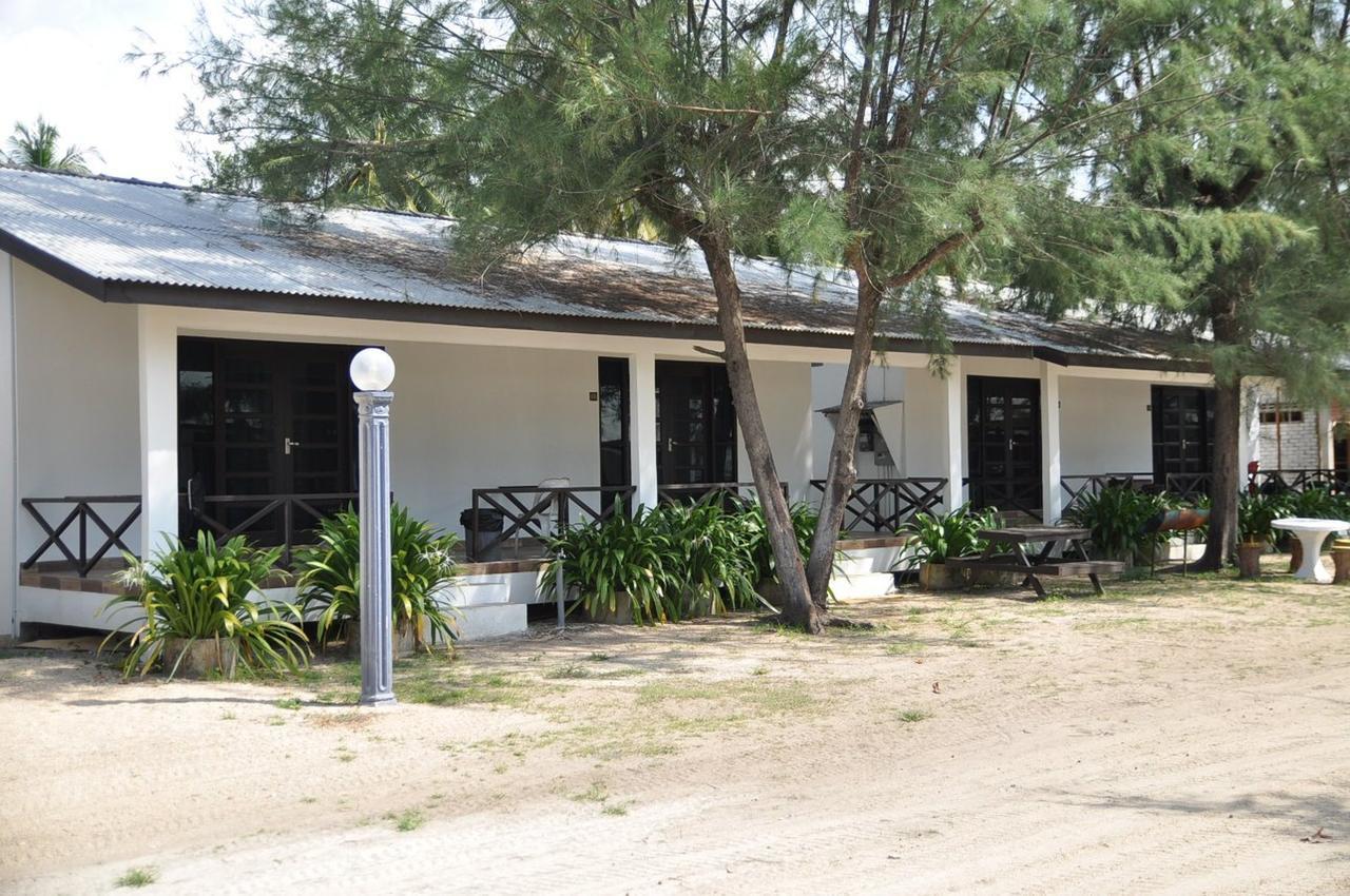 Hôtel Bayu Melawi Chalet à Bachok Extérieur photo