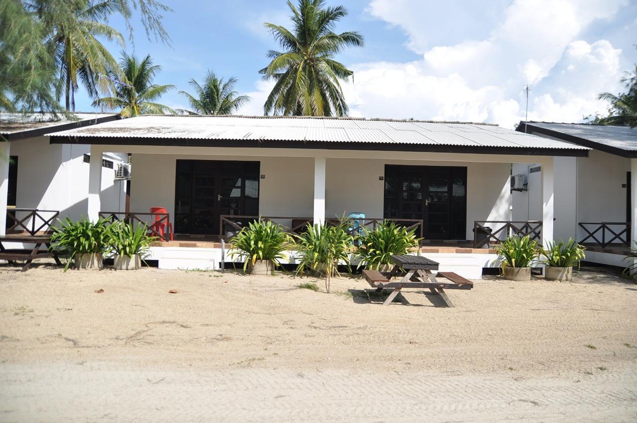 Hôtel Bayu Melawi Chalet à Bachok Extérieur photo