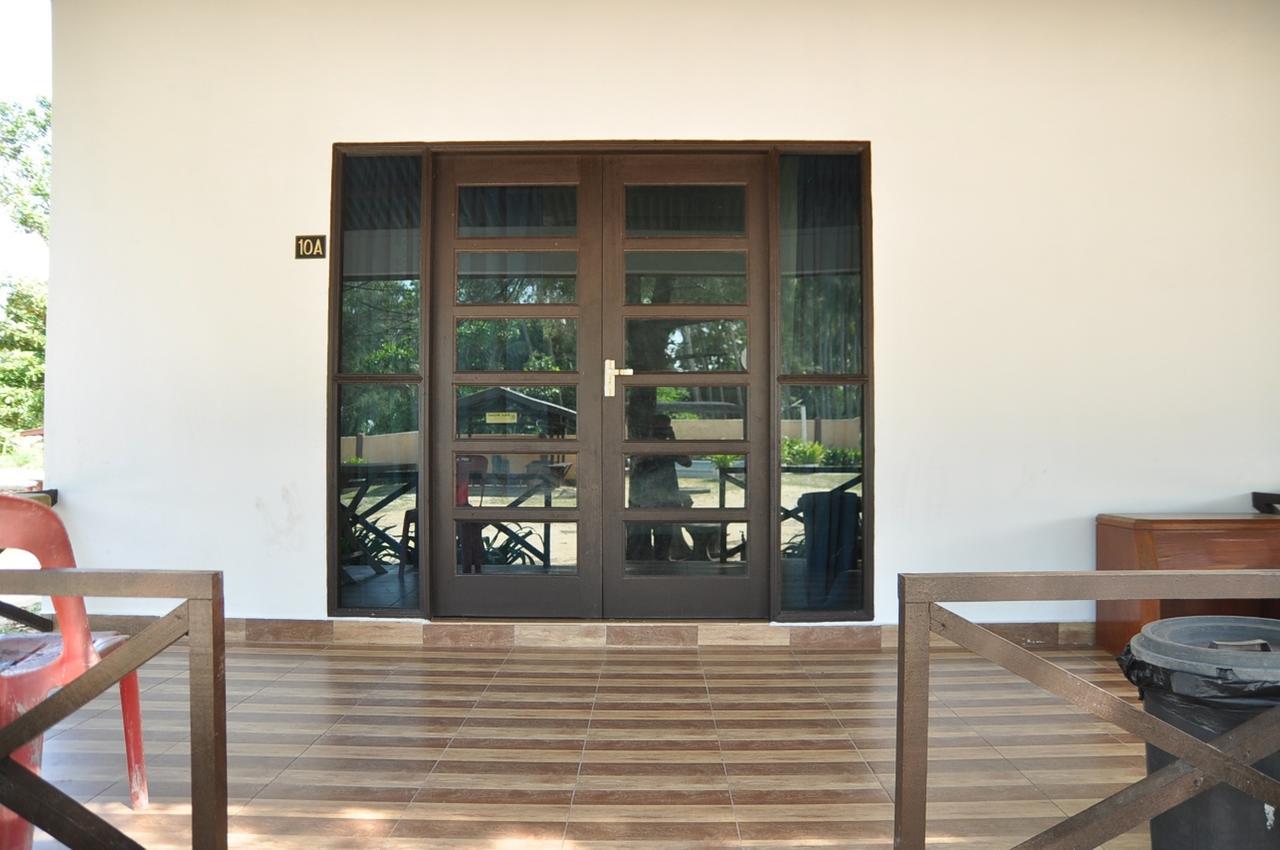 Hôtel Bayu Melawi Chalet à Bachok Extérieur photo