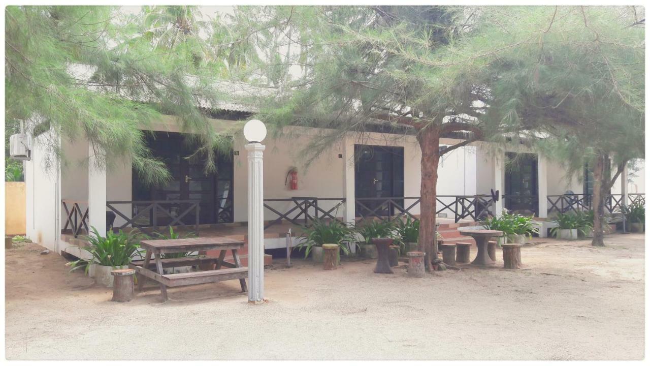 Hôtel Bayu Melawi Chalet à Bachok Extérieur photo